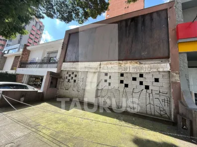 Ponto Comercial para alugar, 210m² no Campo Belo, São Paulo