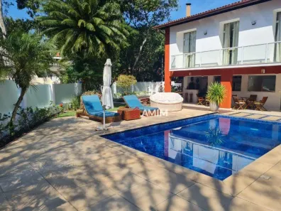 Casa de Condomínio com 4 Quartos à venda, 600m² no Itaipu, Niterói