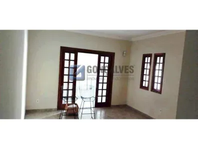 Sobrado com 4 Quartos para alugar, 200m² no Silveira, Santo André