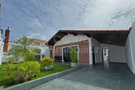 Casa com 3 Quartos à venda, 144m² no , Peruíbe