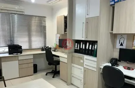Sala Comercial à venda, 32m² no Centro Histórico, Porto Alegre