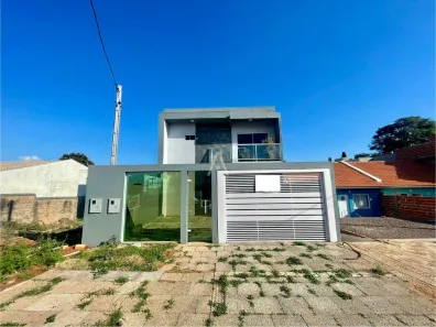 Sobrado com 3 Quartos à venda, 114m² no Universitário, Cascavel