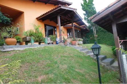 Casa de Condomínio com 3 Quartos à venda, 373m² no Alto Da Serra (Mailasqui), São Roque
