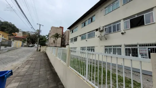 Kitnet com 1 Quarto para alugar, 25m² no Trindade, Florianópolis