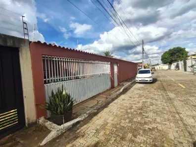 Casa com 3 Quartos à venda, 600m² no Sobradinho, Brasília