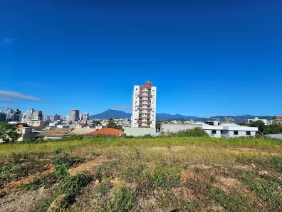 Lote/Terreno à venda, 360m² no Pedra Branca, Palhoça