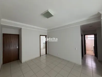 Apartamento com 2 Quartos para alugar, 118m² no Patrimônio, Uberlândia