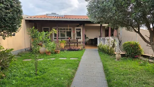 Casa com 3 Quartos à venda, 342m² no Campo Belo, Londrina