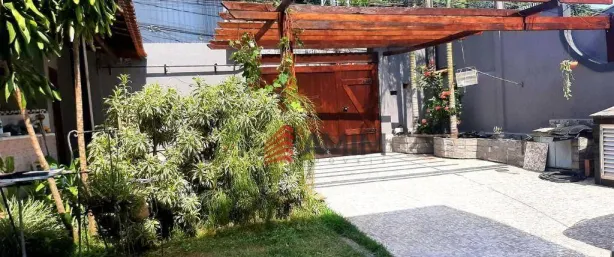 Casa com 5 Quartos à venda, 240m² no São Francisco, Niterói