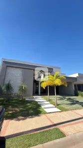 Casa de Condomínio com 3 Quartos para alugar, 228m² no Jardim Sul, Uberlândia