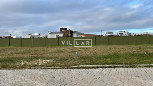 Lote/Terreno à venda, 398m² no Laranjal, Pelotas