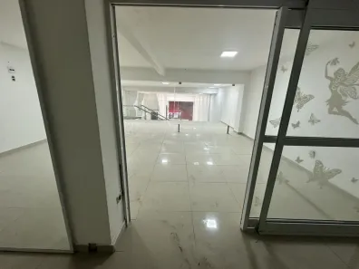 Ponto Comercial para alugar, 200m² no Boqueirão, Praia Grande