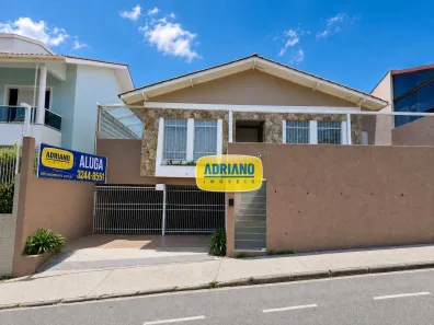 Casa com 5 Quartos para alugar, 100m² no Capoeiras, Florianópolis
