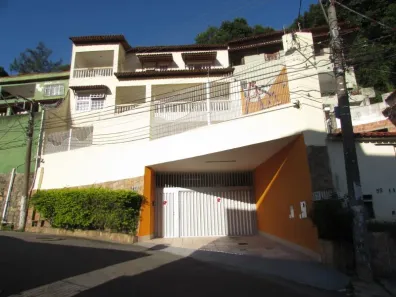 Casa com 4 Quartos à venda, 237m² no Santa Cecília, Vitória