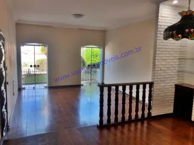 Casa com 4 Quartos à venda, 200m² no Jardim da Colina, Americana