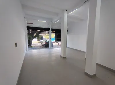 Ponto Comercial com 1 Quarto à venda, 100m² no Navegantes, Porto Alegre