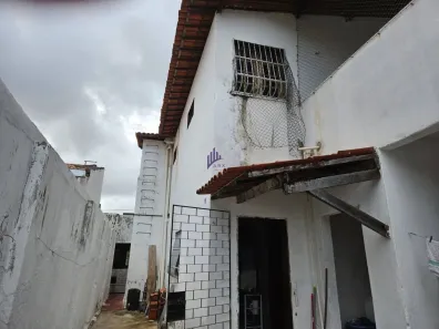 Casa com 4 Quartos à venda, 259m² no Benfica, Fortaleza