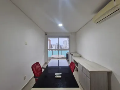 Sala Comercial para alugar, 44m² no Boqueirão, Santos