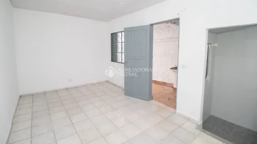 Casa com 1 Quarto para alugar, 59m² no Conceição, Diadema