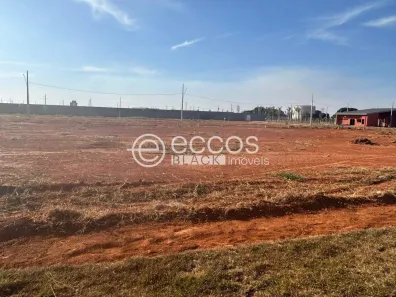 Lote/Terreno à venda, 340m² no Novo Mundo, Uberlândia