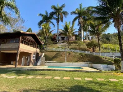 Fazenda/Sítio com 3 Quartos à venda, 272m² no Freitas, São José dos Campos