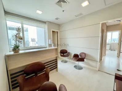 Imóvel Comercial à venda, 44m² no Santo Amaro, São Paulo