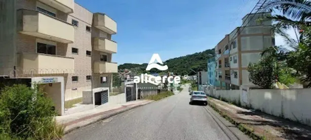 Apartamento com 2 Quartos à venda, 77m² no Forquilhinha, São José