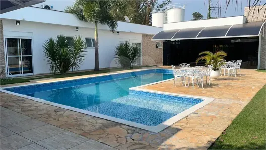 Casa de Condomínio com 3 Quartos à venda, 500m² no Centro, Araçoiaba da Serra