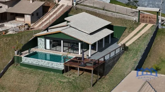 Fazenda/Sítio com 3 Quartos à venda, 1000m² no , Mairinque