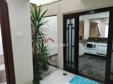 Sobrado com 2 Quartos à venda, 145m² no Vila Camilópolis, Santo André