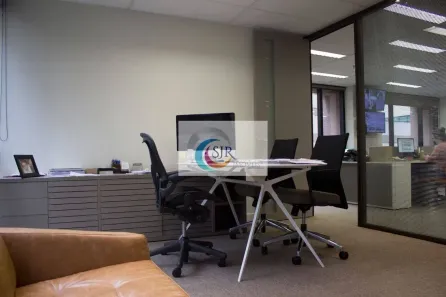 Sala Comercial para alugar, 261m² no Vila Olímpia, São Paulo