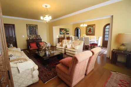 Apartamento com 4 Quartos para alugar, 220m² no Santo Agostinho, Belo Horizonte