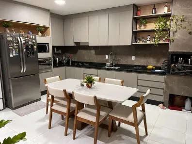 Casa com 2 Quartos à venda, 111m² no Petrópolis, Várzea Grande