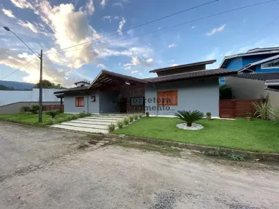 Casa com 3 Quartos à venda, 181m² no Horto (Morro das Moças), Ubatuba