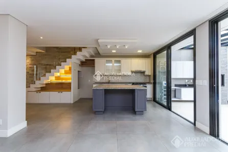 Casa com 3 Quartos à venda, 175m² no Hípica, Porto Alegre
