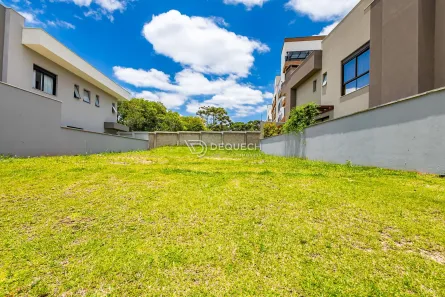 Lote/Terreno à venda, 303m² no Santa Felicidade, Curitiba