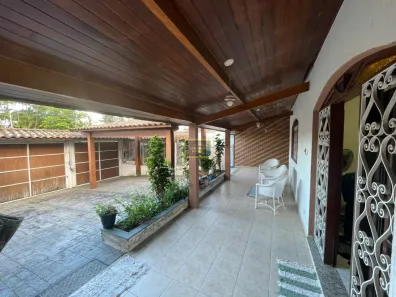 Casa com 6 Quartos à venda, 454m² no Sumaré, Caraguatatuba