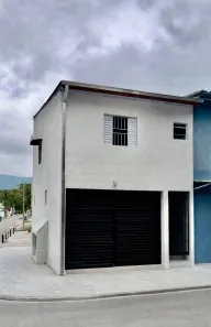 Casa com 1 Quarto à venda, 102m² no Rio do Ouro, Caraguatatuba