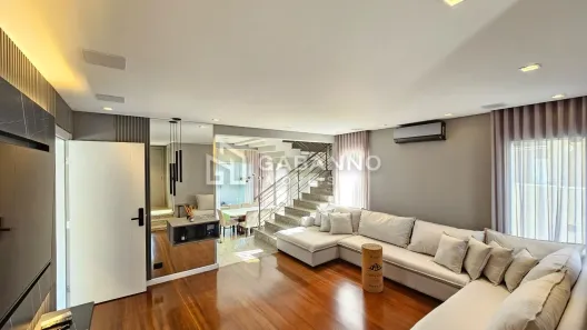 Casa de Condomínio com 4 Quartos à venda, 360m² no Uberaba, Curitiba