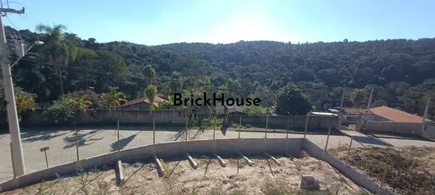 Fazenda/Sítio com 3 Quartos à venda, 1000m² no Olhos D'Água, Mairinque