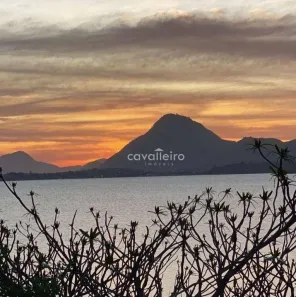 Casa com 3 Quartos à venda, 167m² no Araçatiba, Maricá