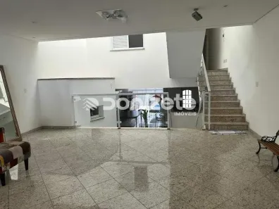 Sobrado com 4 Quartos para alugar, 246m² no Jardim Bela Vista, Santo André