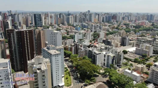 Apartamento com 3 Quartos à venda, 174m² no Água Verde, Curitiba