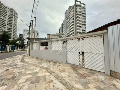 Casa com 2 Quartos para alugar, 100m² no Boqueirão, Praia Grande