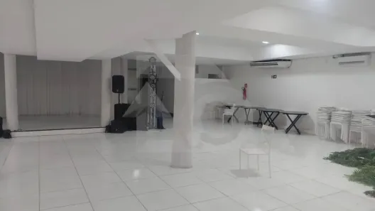 Ponto Comercial à venda, 660m² no Coroa do Meio, Aracaju