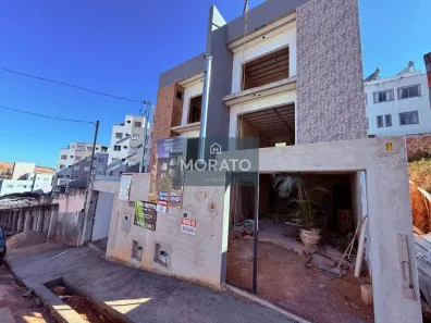 Casa com 3 Quartos à venda, 145m² no Cândida Ferreira, Contagem