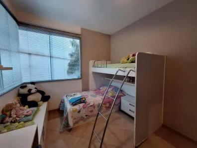 Casa de Condomínio com 4 Quartos para alugar, 400m² no Maravista, Niterói