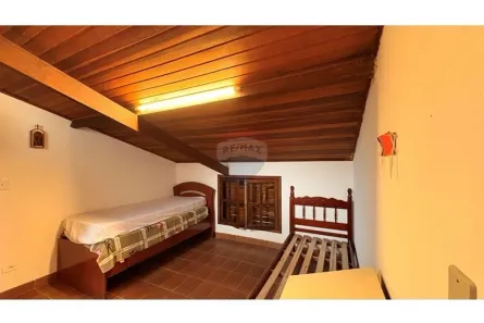 Fazenda/Sítio com 2 Quartos à venda, 366m² no Piracaia, Piracaia