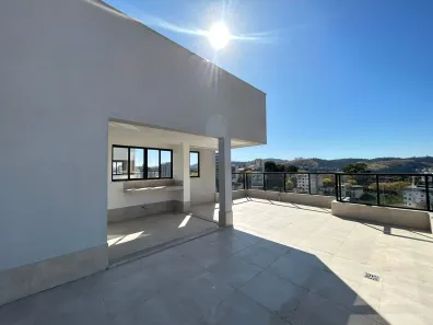 Cobertura com 5 Quartos à venda, 450m² no Granbery, Juiz de Fora
