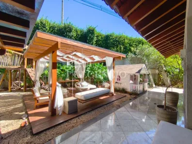 Sobrado com 8 Quartos para alugar, 780m² no Kennedy, Londrina